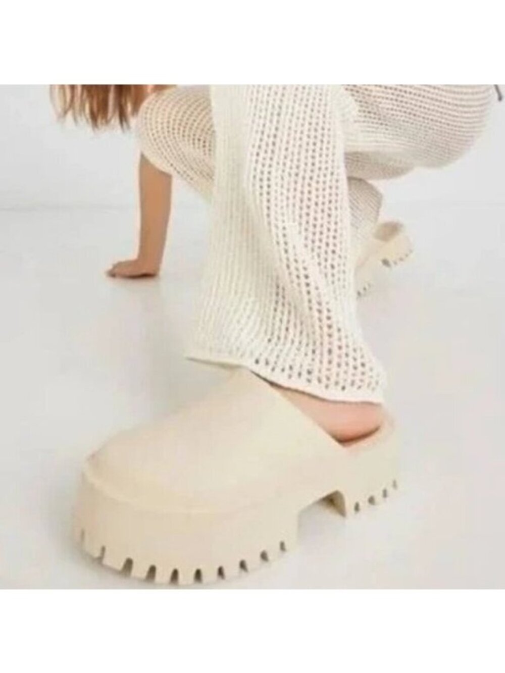 Jeffrey Campbell Bae Lugged Platform Mules Cream/Beige Size 9 Euro 40